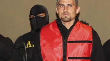 10 futbolistas que pisaron la cárcel